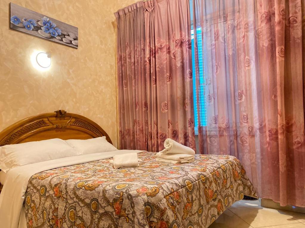 רומא Rose Village Guest House מראה חיצוני תמונה